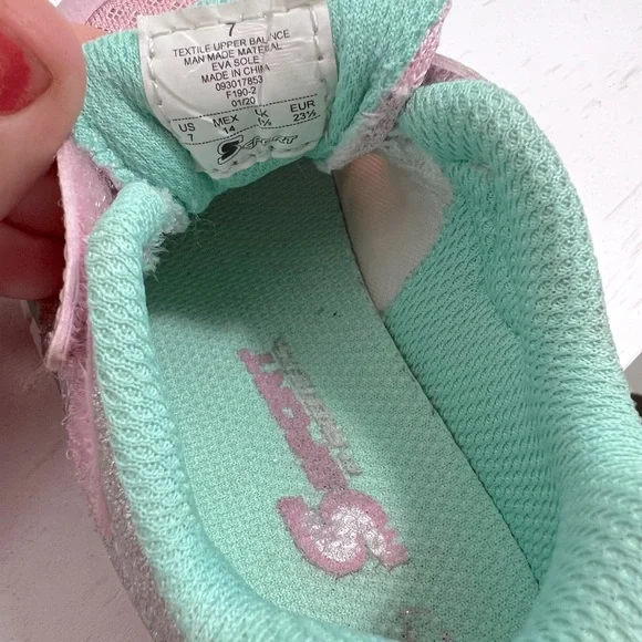 Skechers Sport Toddler girls sneakers - 7M - Picture 3 of 9